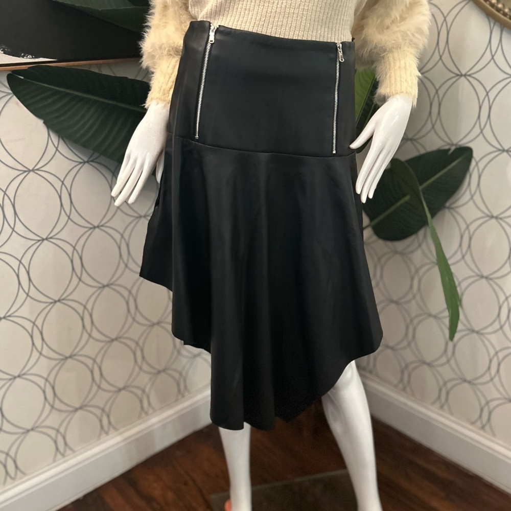 leather skirt (faux)